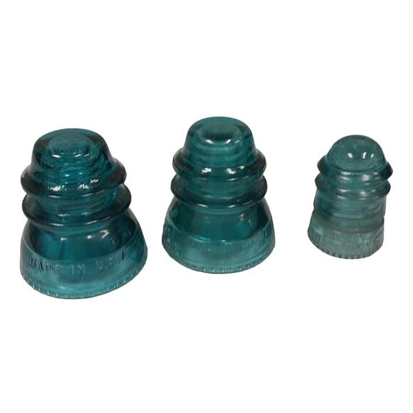 Set of 3 Vintage 1898 Hemingray 42 Heavy Clear Made In USA Blue Glass Insulators - Picture 1 of 8